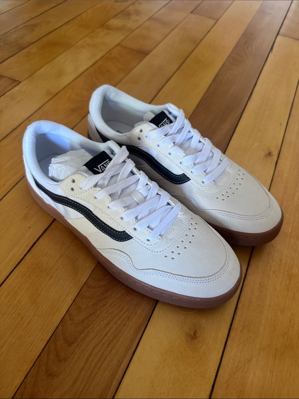 Vans Men’s White Sneakers with Black Wave and Gum Sole